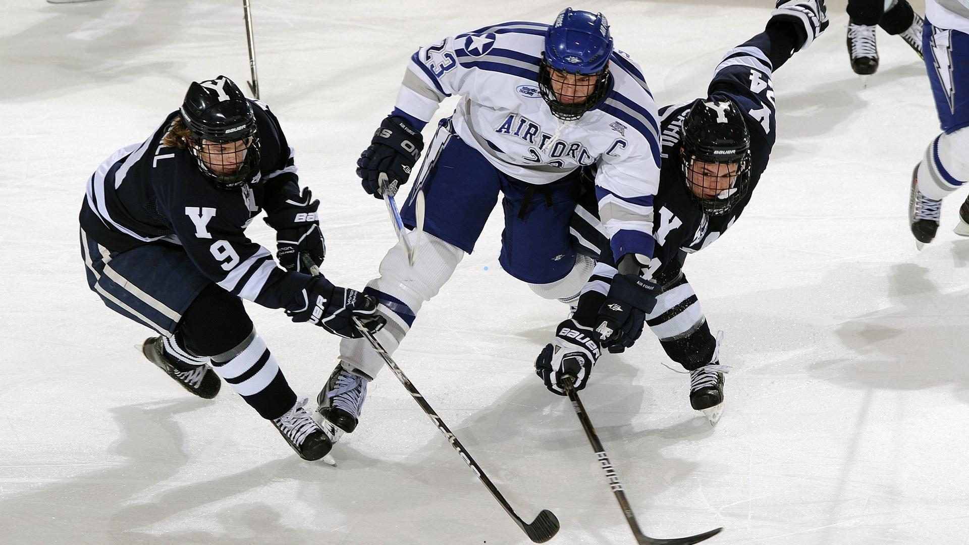 体育足彩网-德甲联赛采纳严密守护策略，赛后同步随行保障球员安全